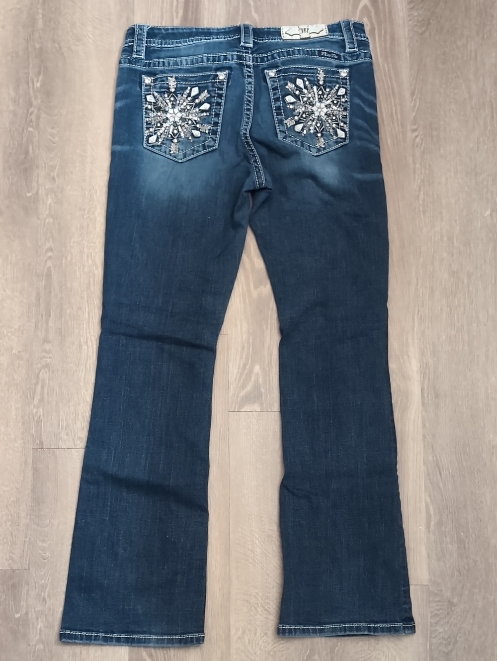 Miss Me Jeans Snowflake - Picture 2 of 11